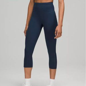 Lululemon 19" crop - Minneral Blue